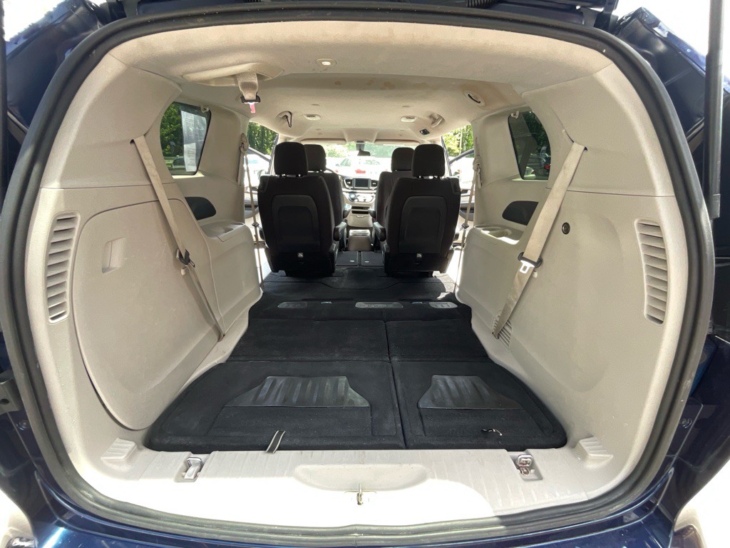 2018 Chrysler Pacifica Image 36