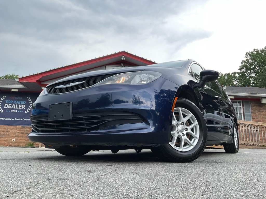 2018 Chrysler Pacifica Image 42