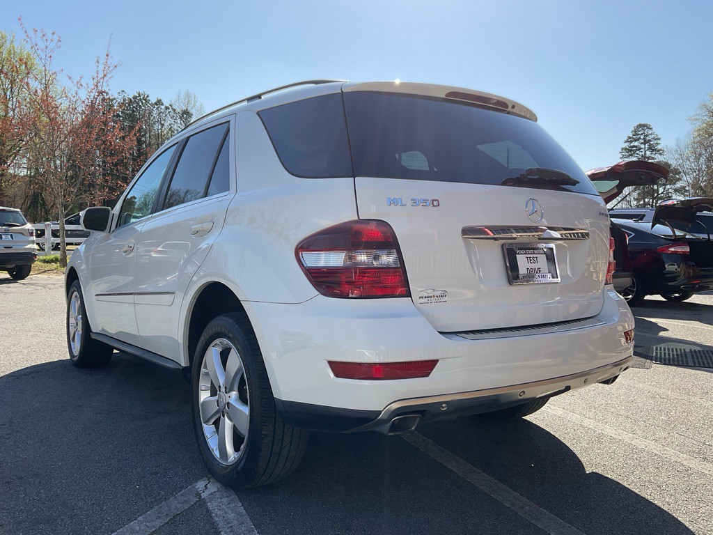 2010 Mercedes-Benz M-Class Image 7