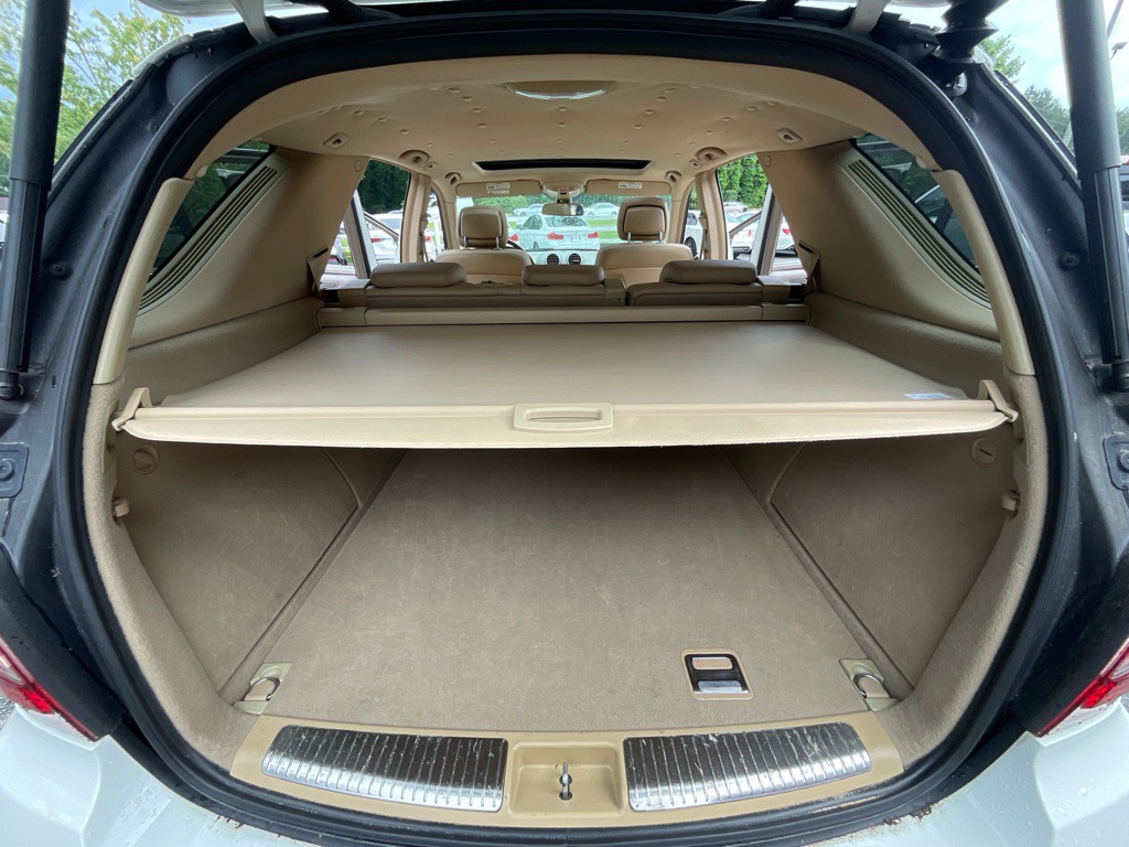 2010 Mercedes-Benz M-Class Image 38