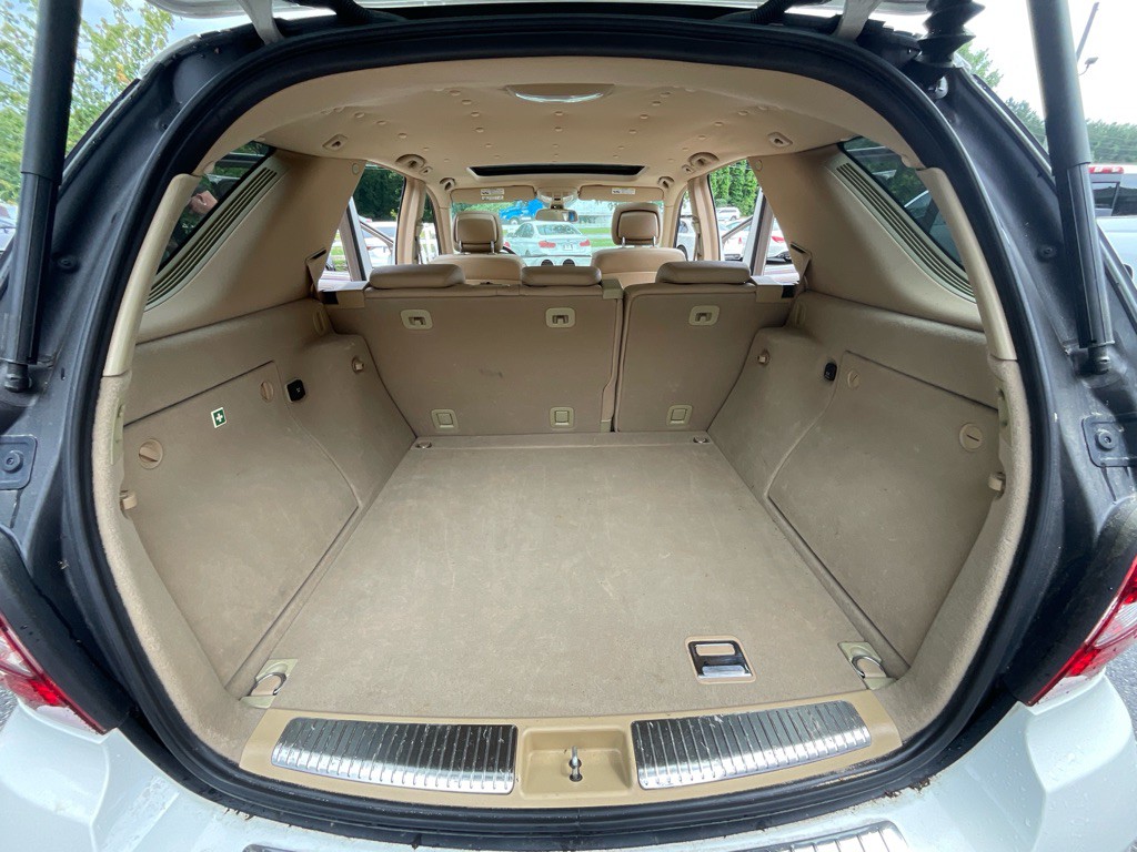 2010 Mercedes-Benz M-Class Image 39