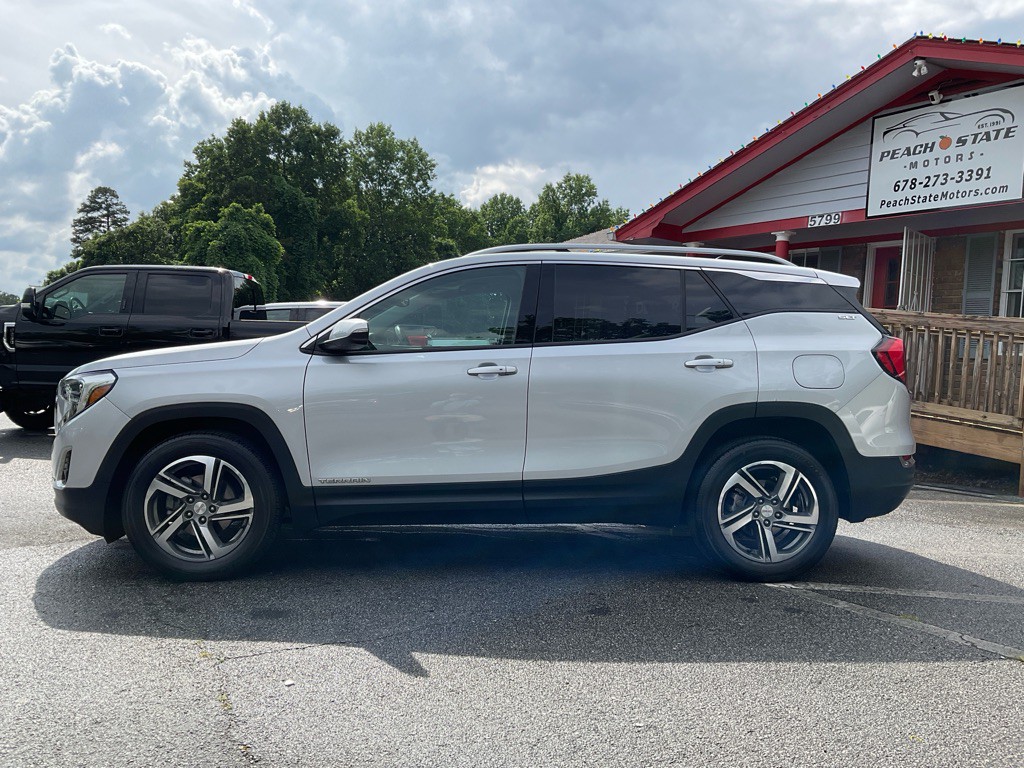 2020 GMC Terrain Image 8