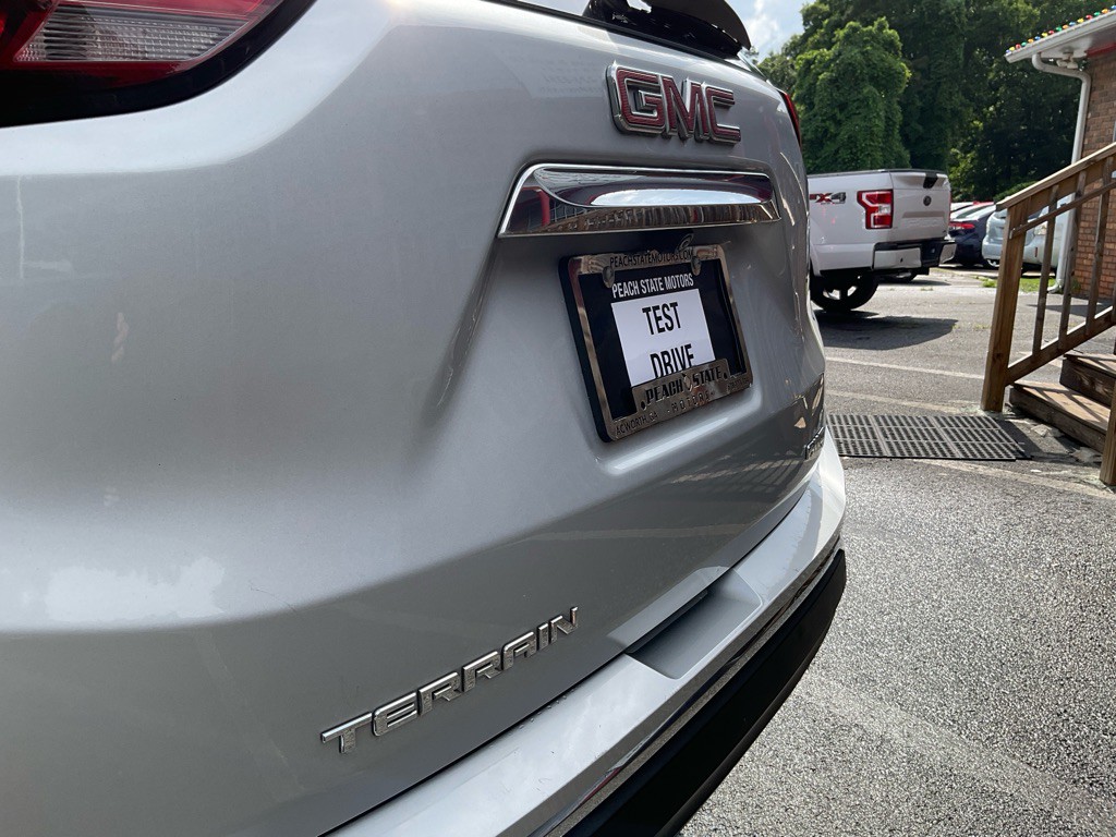 2020 GMC Terrain Image 9