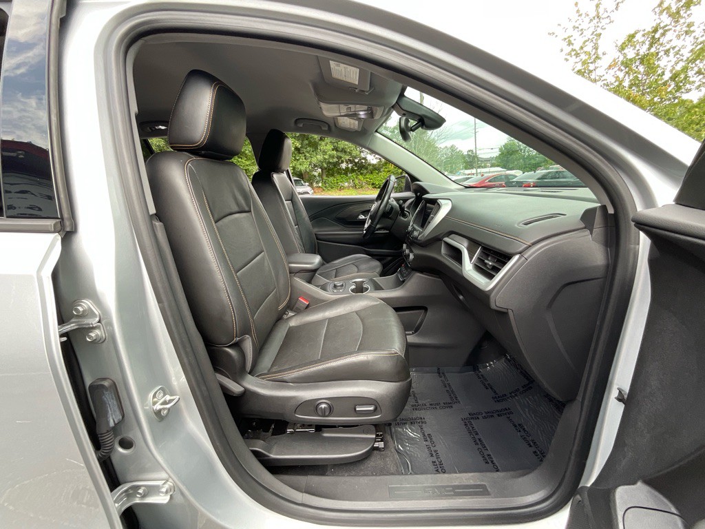 2020 GMC Terrain Image 18