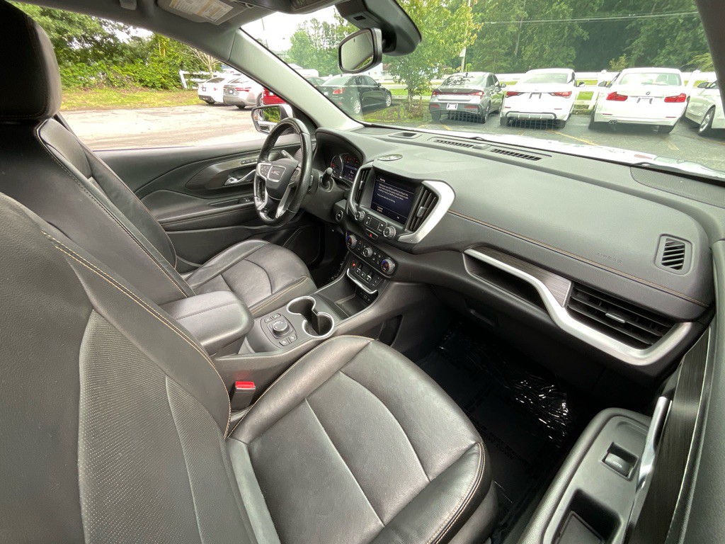 2020 GMC Terrain Image 19
