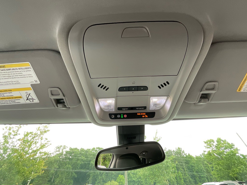 2020 GMC Terrain Image 27