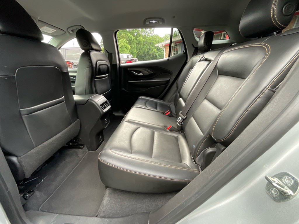 2020 GMC Terrain Image 28
