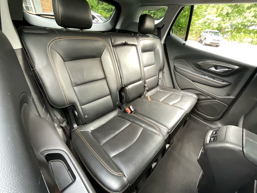2020 GMC Terrain Image 33