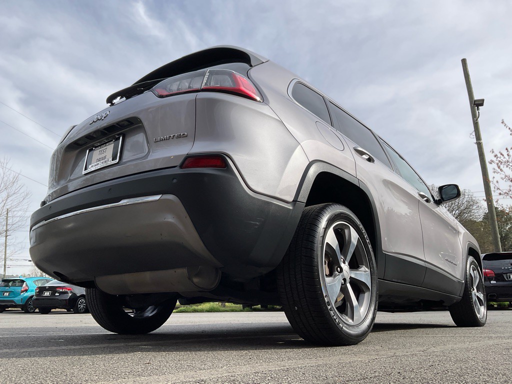 2019 Jeep Cherokee Image 48