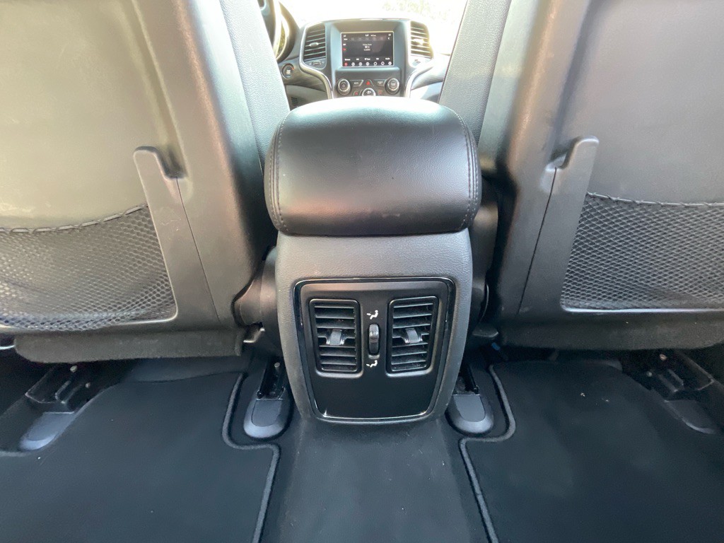 2019 Jeep Grand Cherokee Image 34