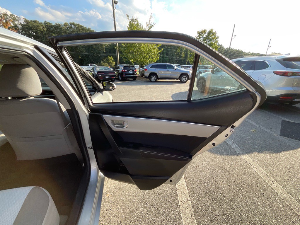 2019 Toyota Corolla Image 42