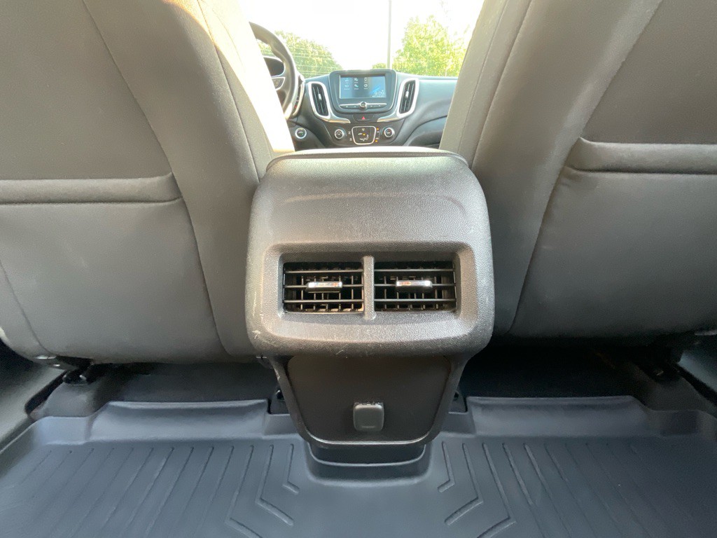 2018 Chevrolet Equinox Image 32