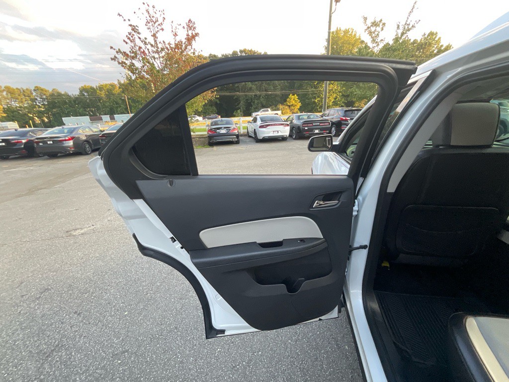 2016 Chevrolet Equinox Image 43