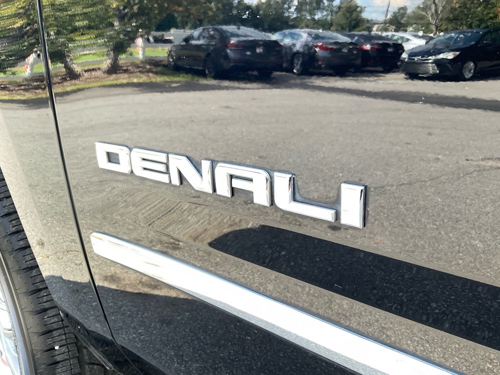 2015 GMC Yukon Image 12