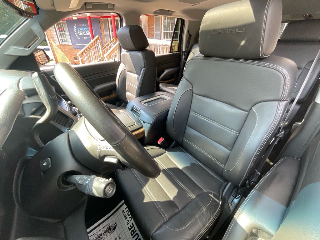 2015 GMC Yukon Image 16