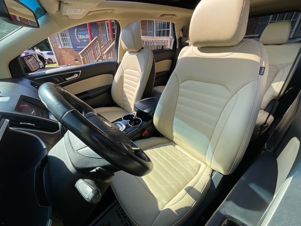 2018 Ford Edge Image 16