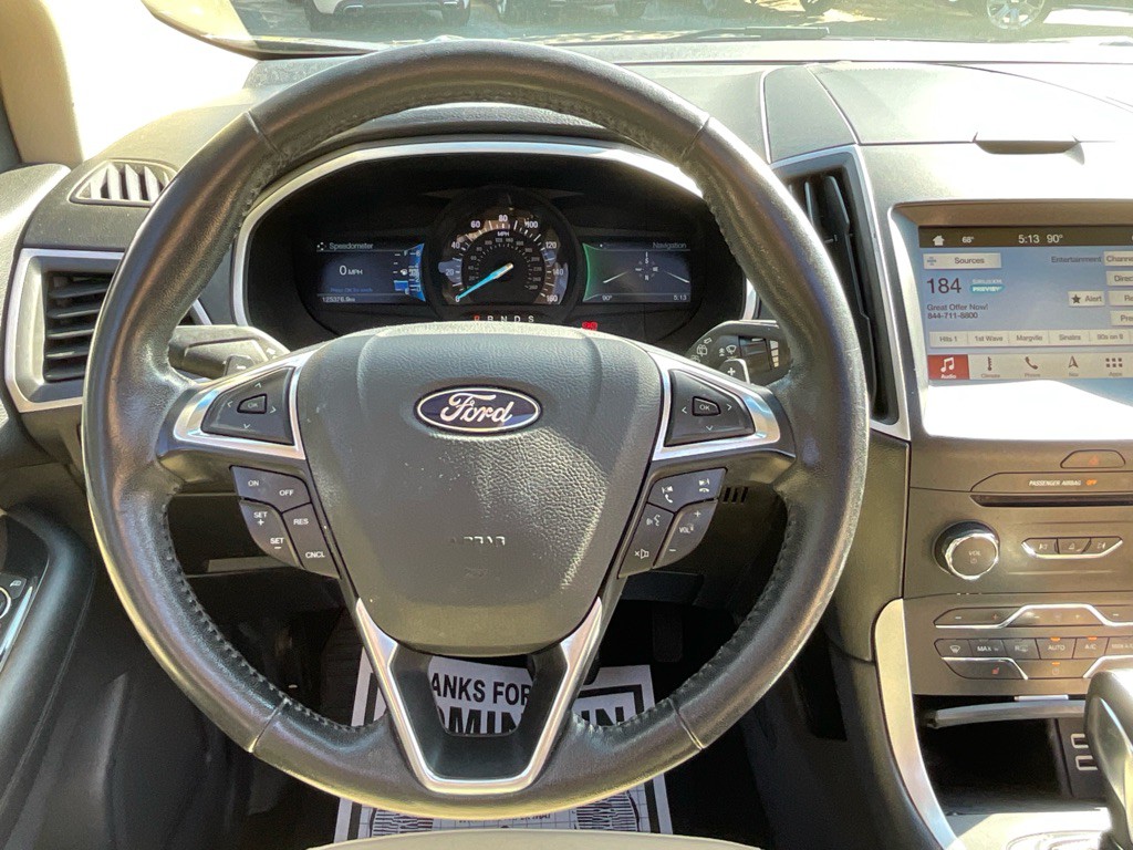2018 Ford Edge Image 23