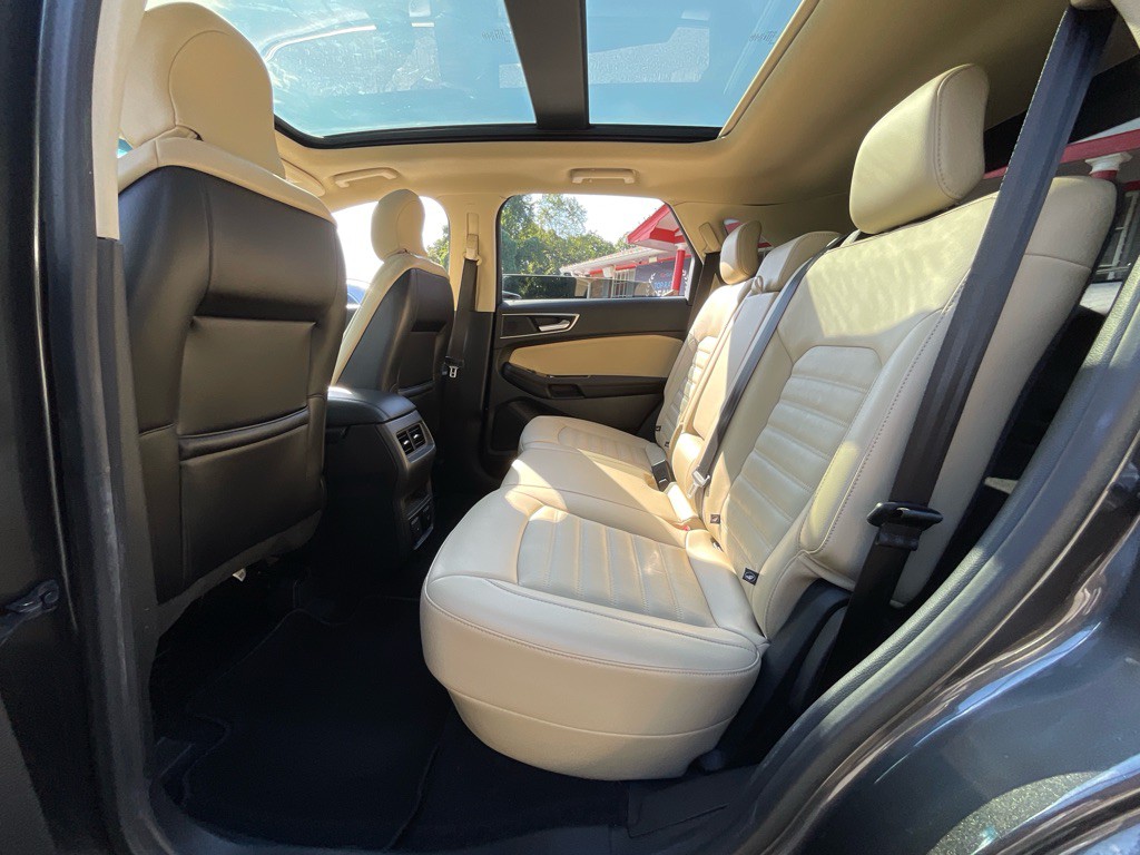 2018 Ford Edge Image 29