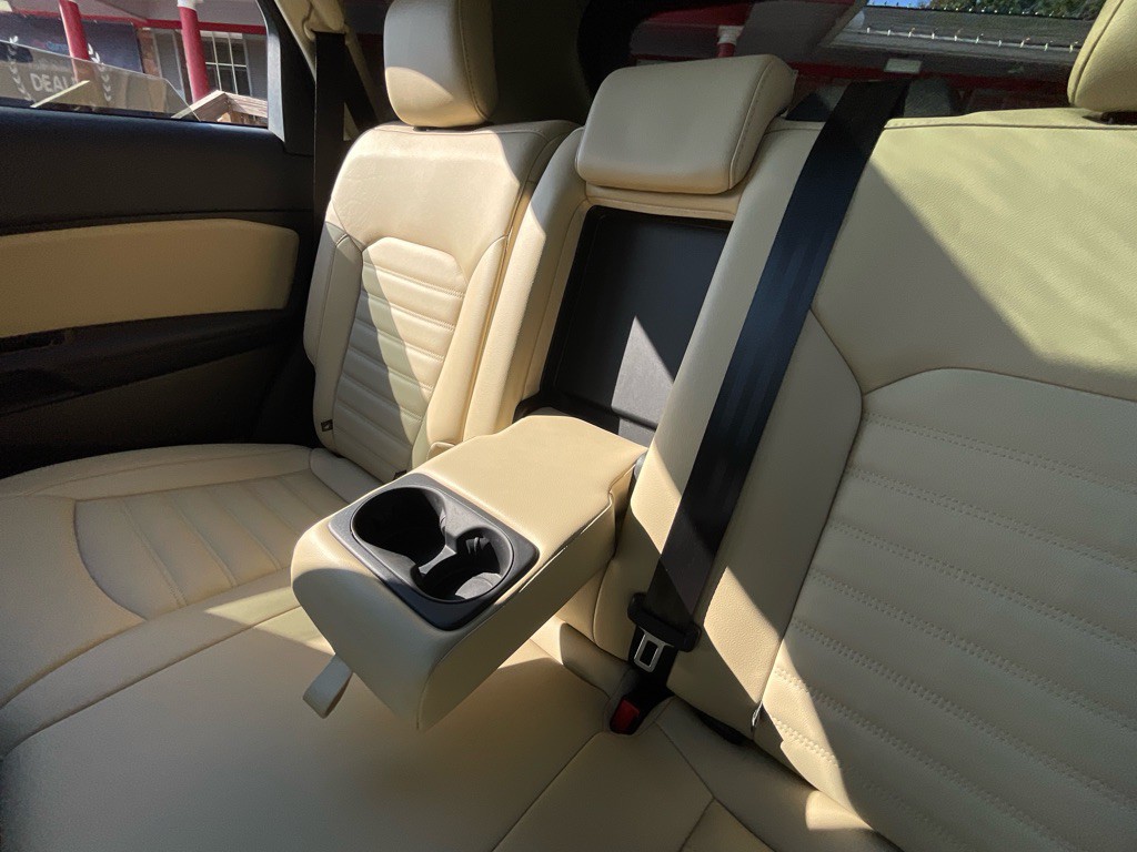 2018 Ford Edge Image 35