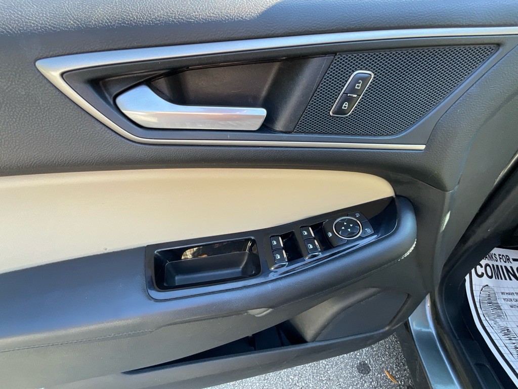 2018 Ford Edge Image 41