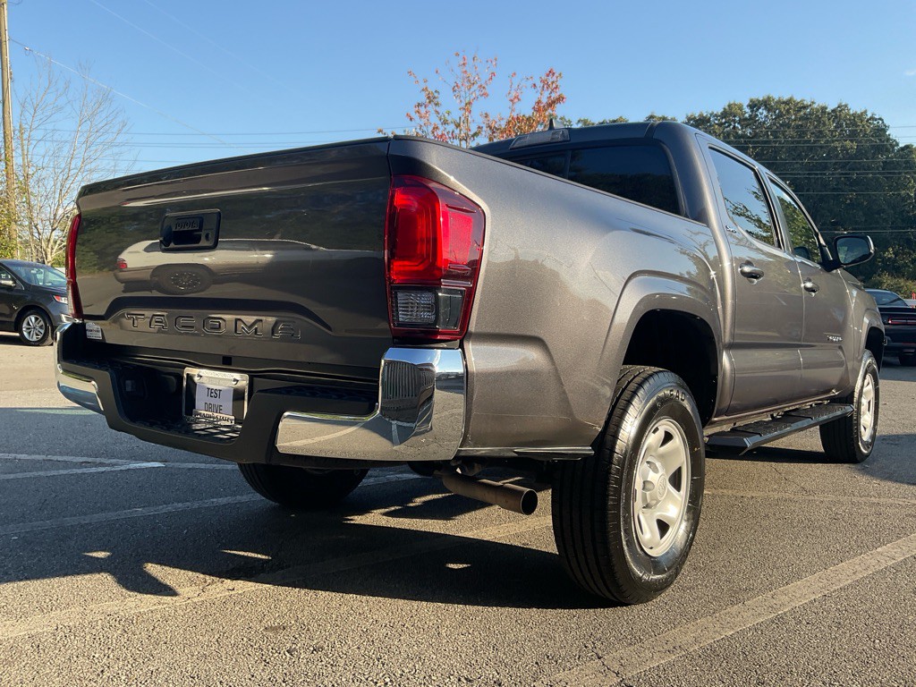 2020 Toyota Tacoma Image 5