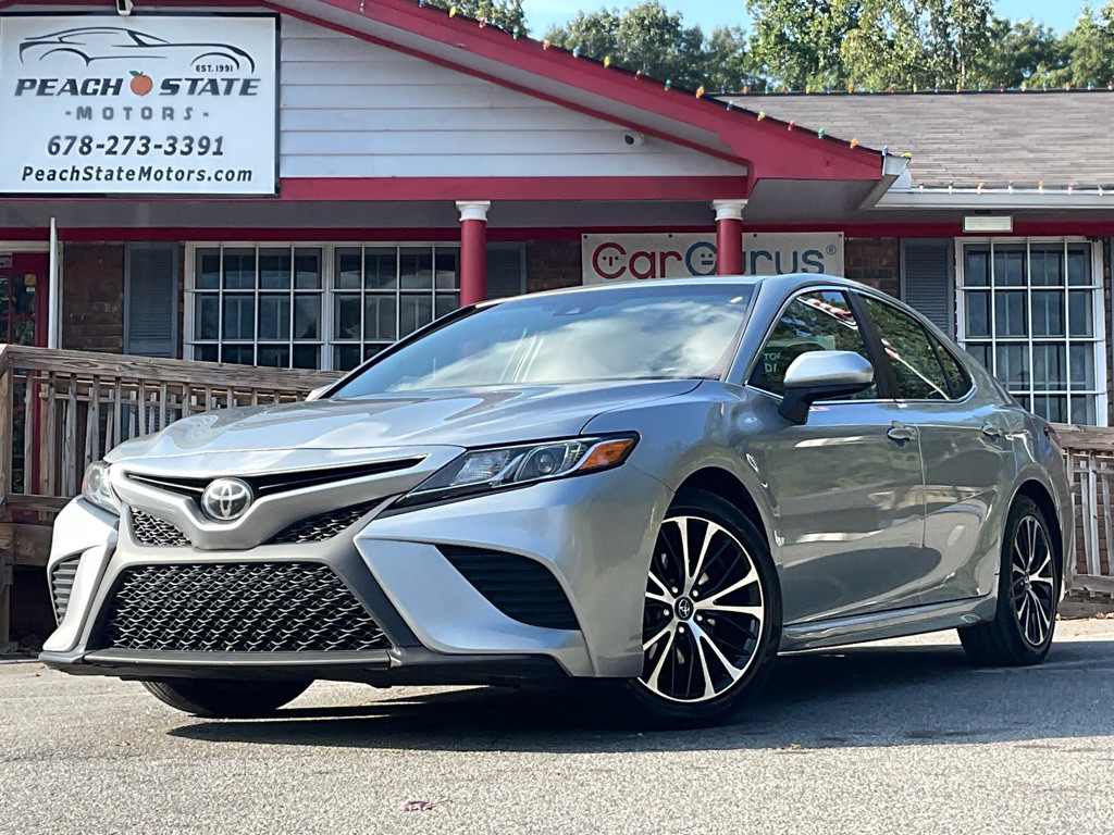 2018 Toyota Camry Image 1
