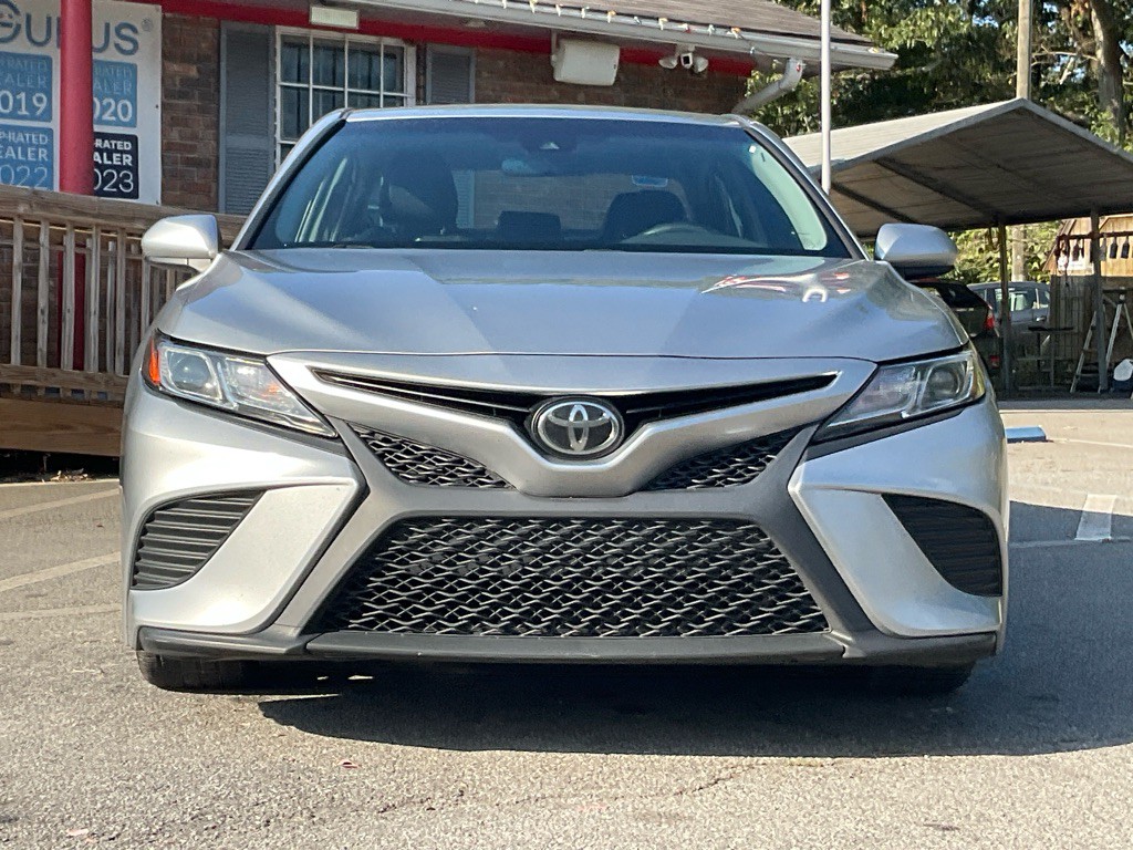2018 Toyota Camry Image 2