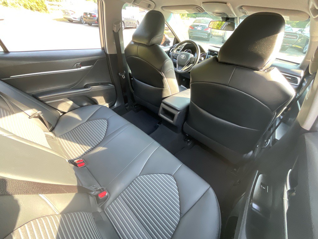 2018 Toyota Camry Image 30