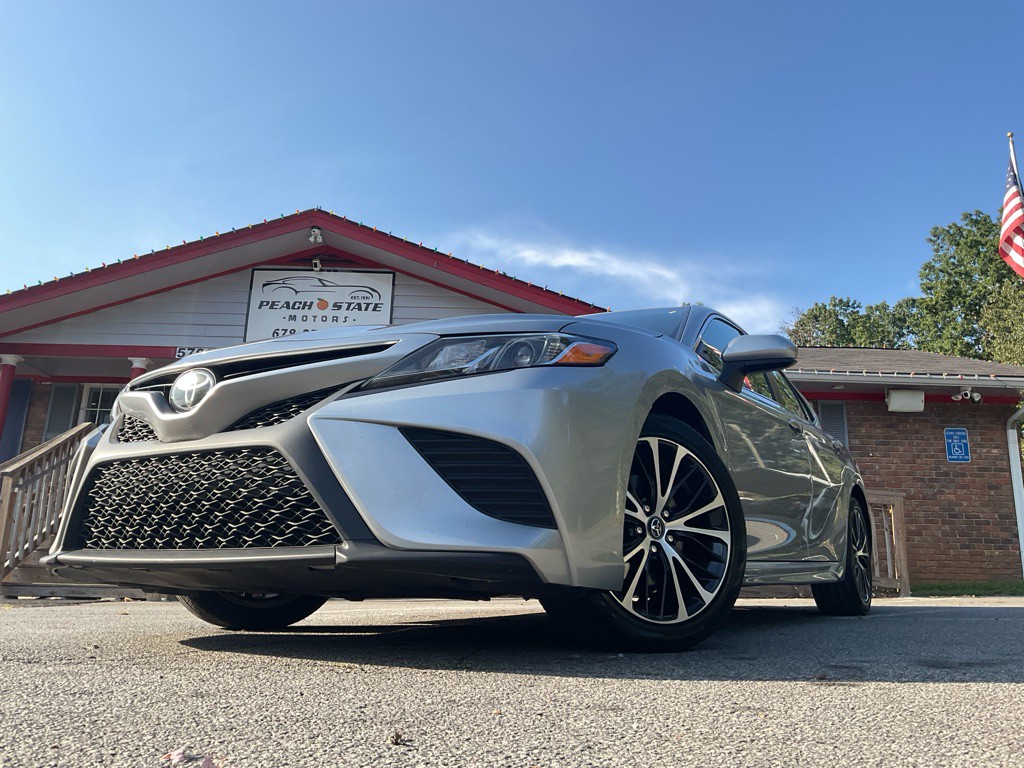 2018 Toyota Camry Image 42