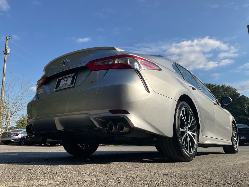 2018 Toyota Camry Image 43