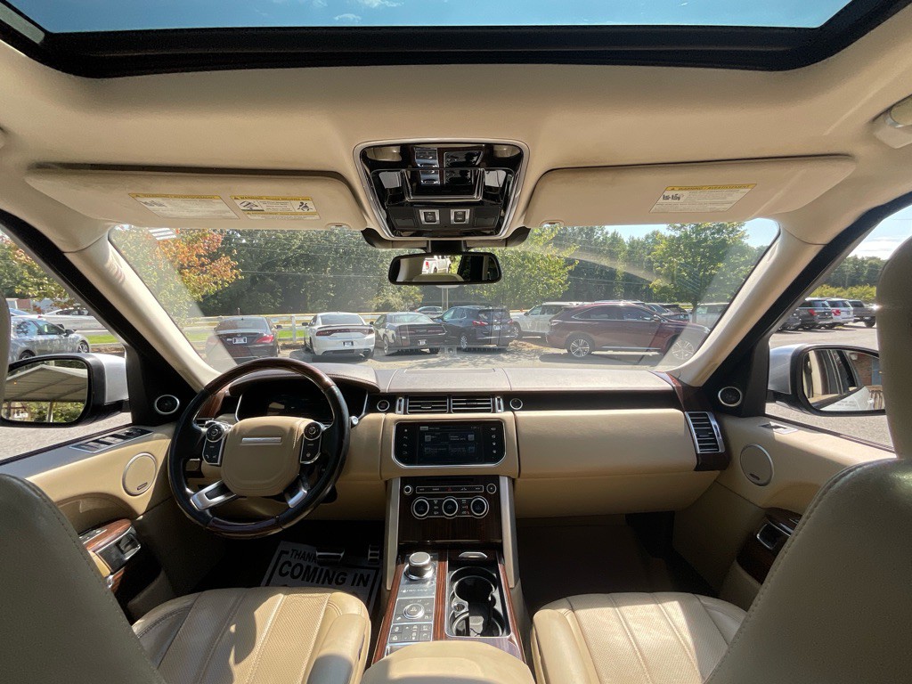 2016 Land Rover Range Rover Image 20