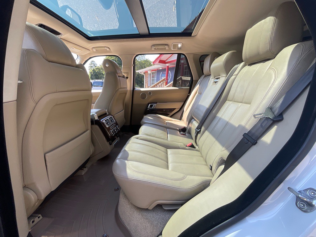 2016 Land Rover Range Rover Image 29
