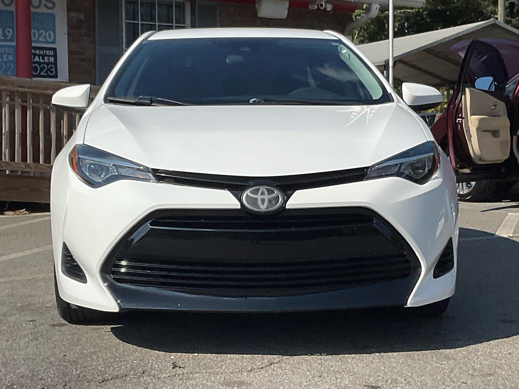 2018 Toyota Corolla Image 2