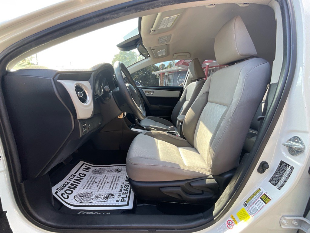 2018 Toyota Corolla Image 14