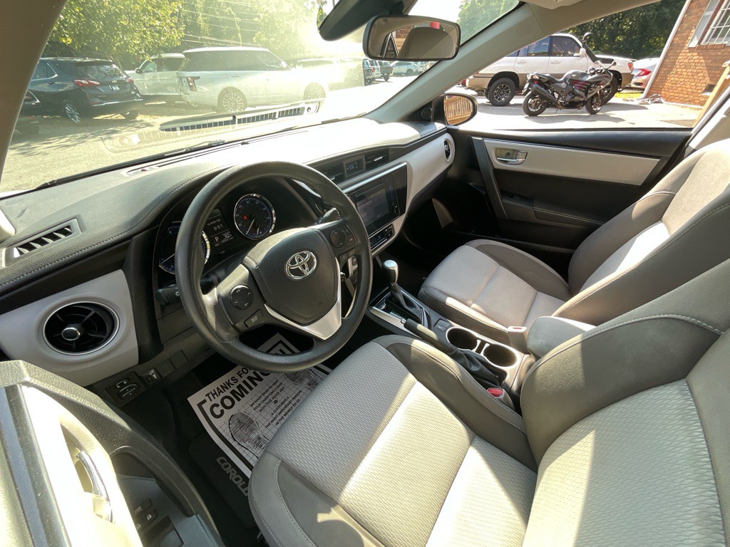 2018 Toyota Corolla Image 15
