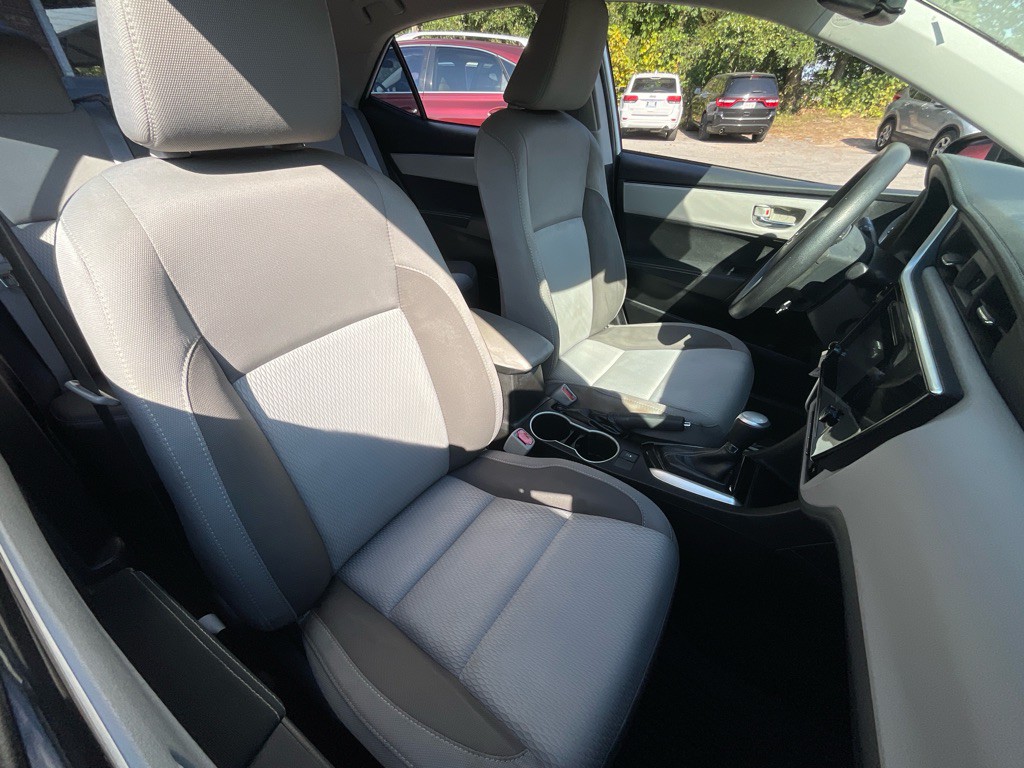 2018 Toyota Corolla Image 19