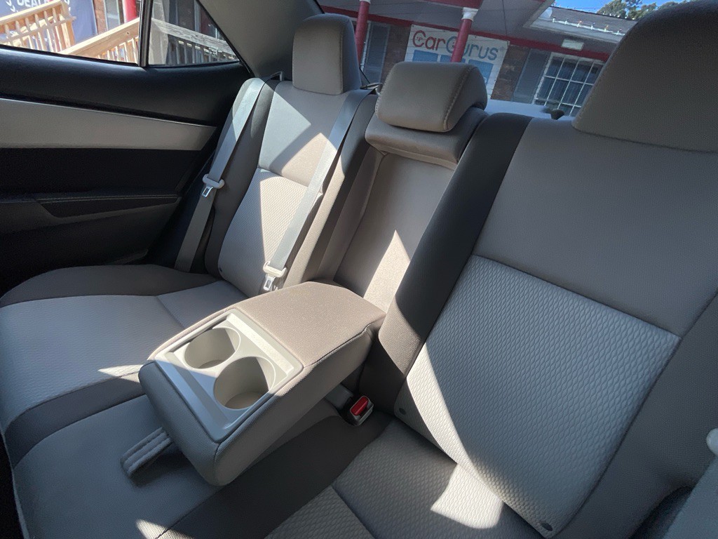 2018 Toyota Corolla Image 33