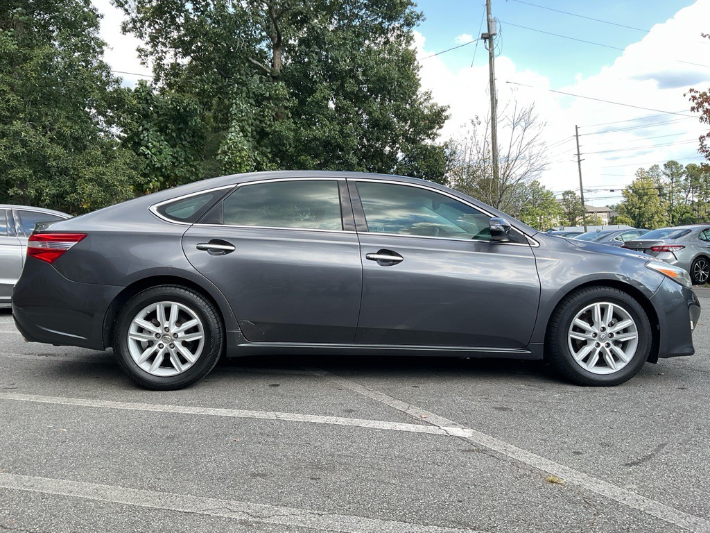 2013 Toyota Avalon Image 4