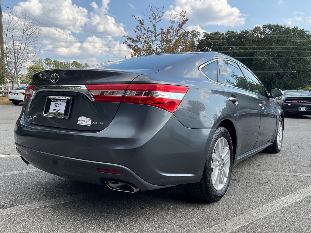 2013 Toyota Avalon Image 5