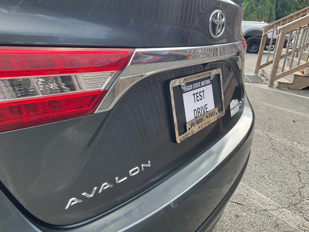 2013 Toyota Avalon Image 9