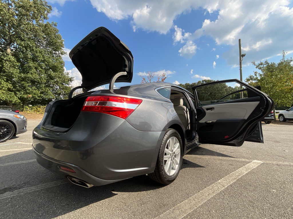 2013 Toyota Avalon Image 35
