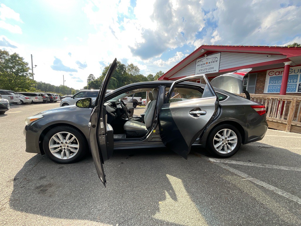 2013 Toyota Avalon Image 36