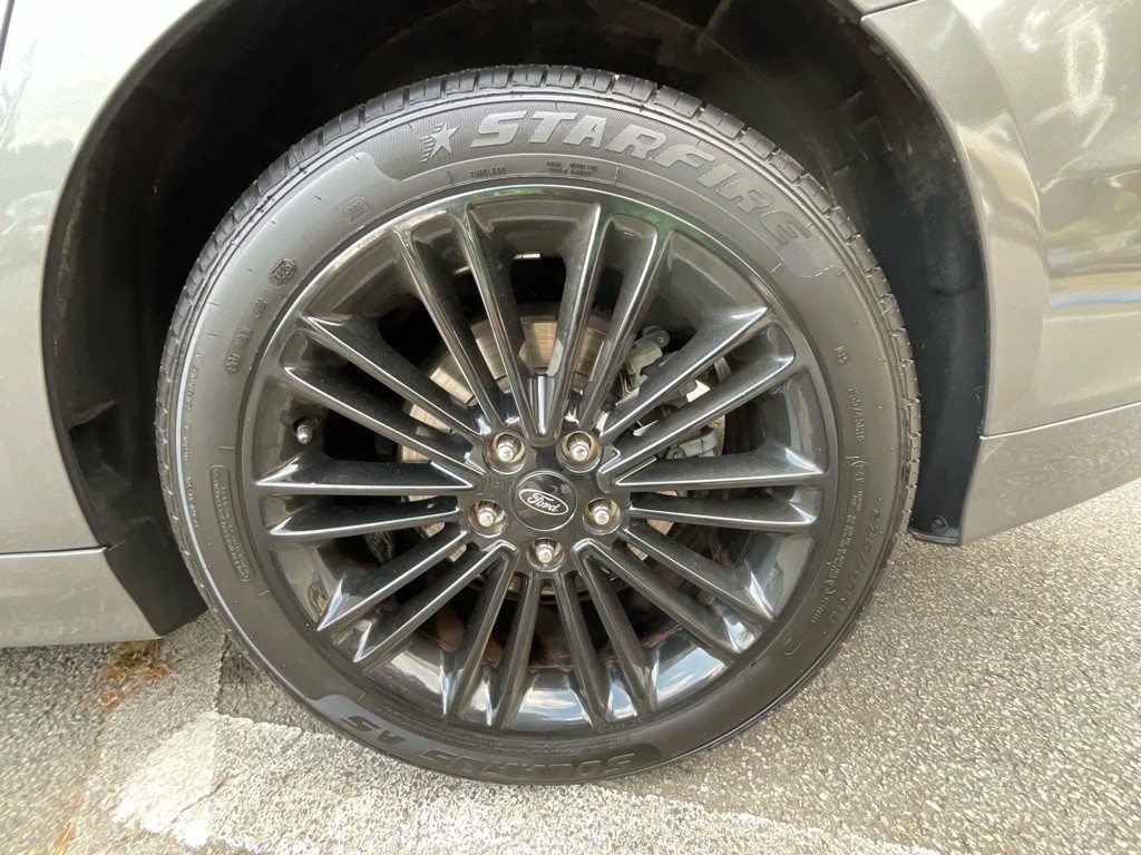 2014 Ford Fusion Image 12