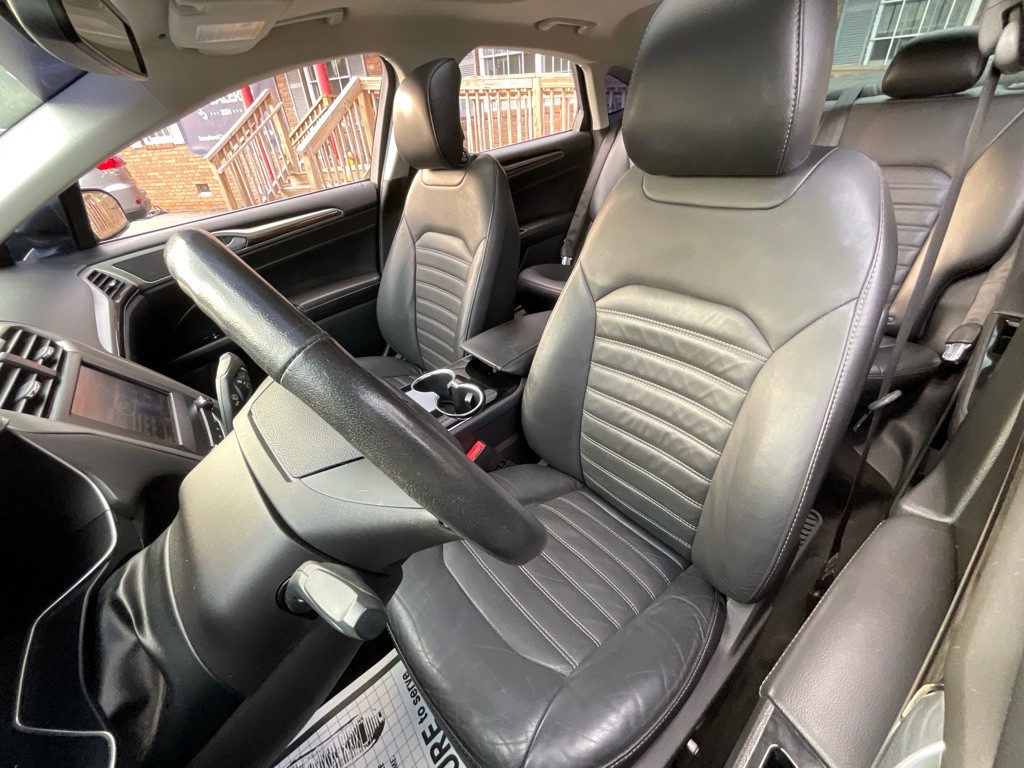 2014 Ford Fusion Image 16