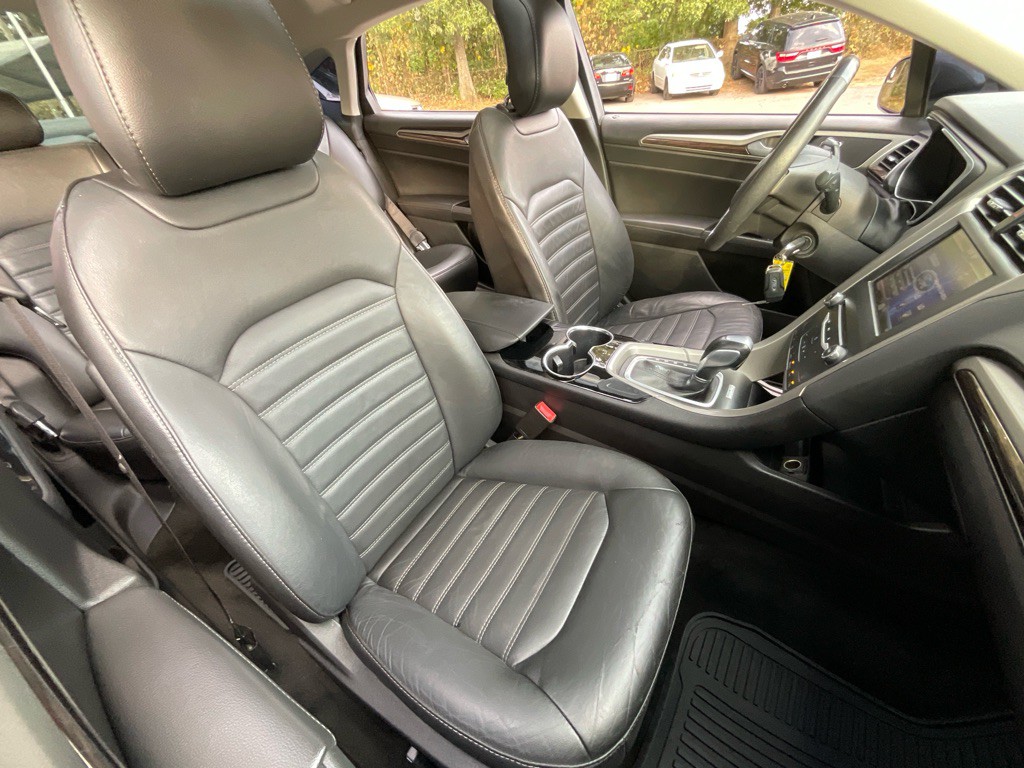 2014 Ford Fusion Image 19