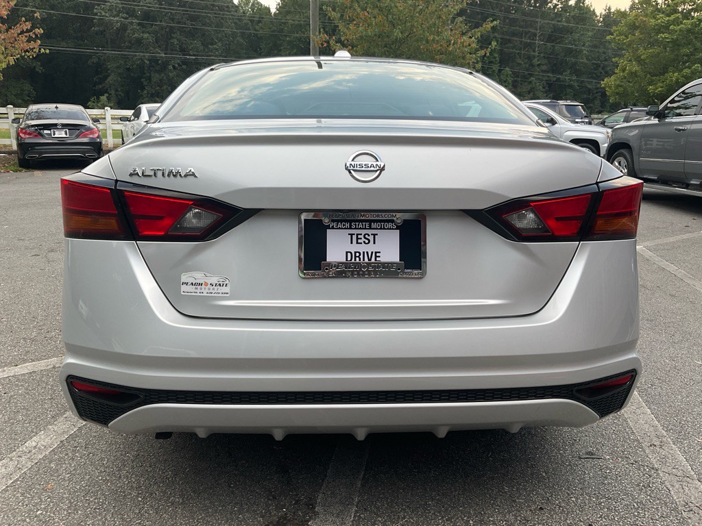 2020 Nissan Altima Image 6