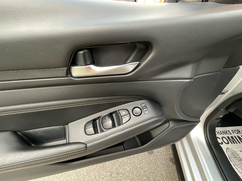 2020 Nissan Altima Image 37