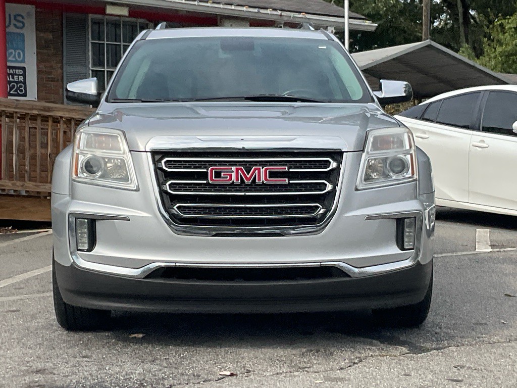 2017 GMC Terrain Image 2