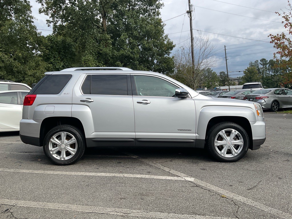 2017 GMC Terrain Image 4