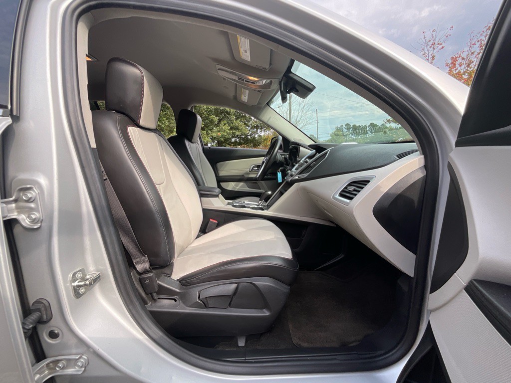 2017 GMC Terrain Image 17